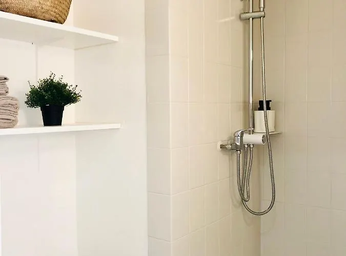 Appartement Superbe Front De Villeneuve-Loubet